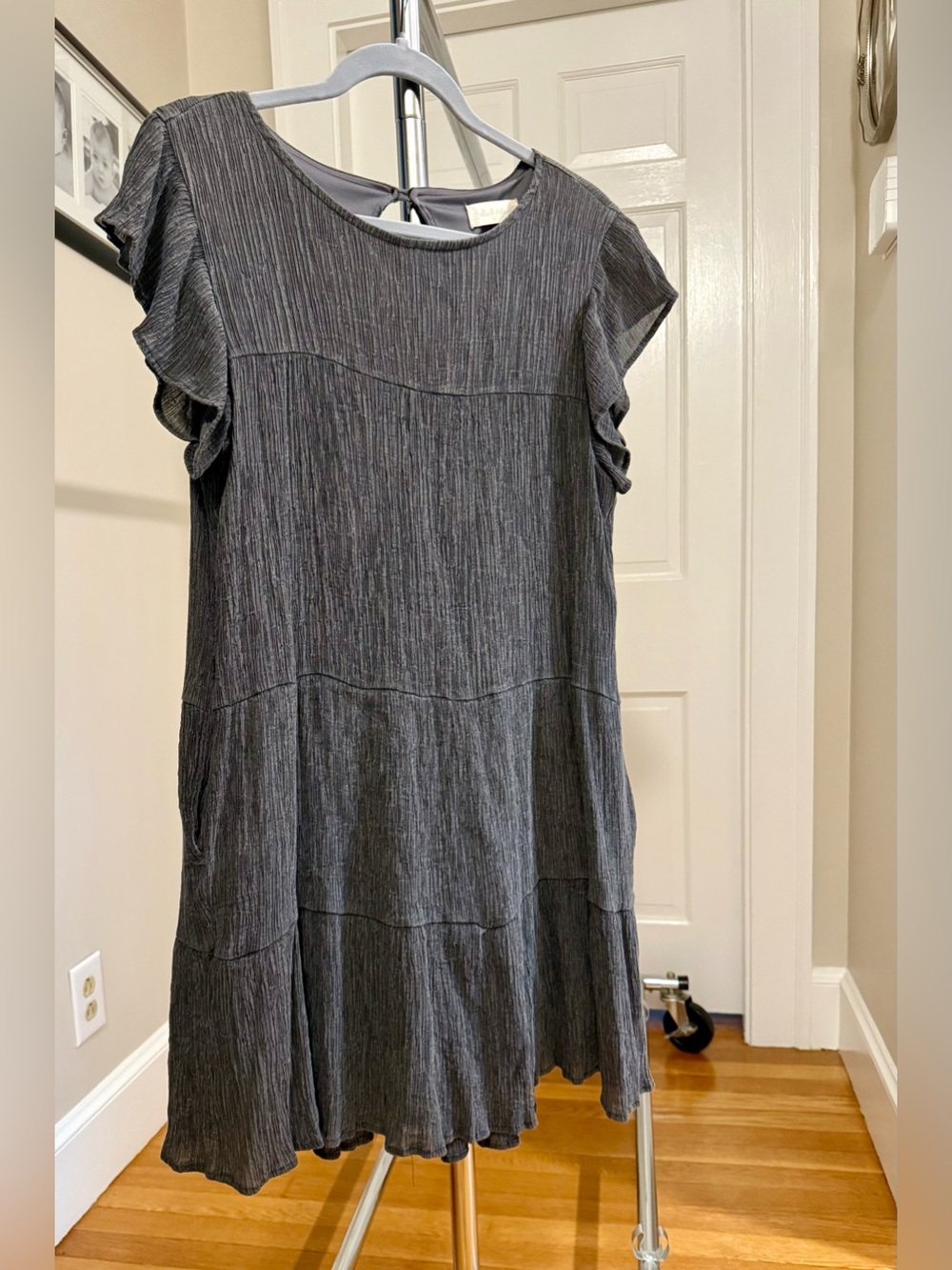 Altr’d State Women's Gray Short-Sleeve Tiered Dress